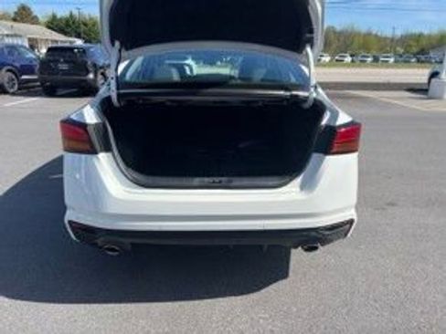 New 2025 Nissan Altima 2.5 SR w/ SR Premium Package image 11