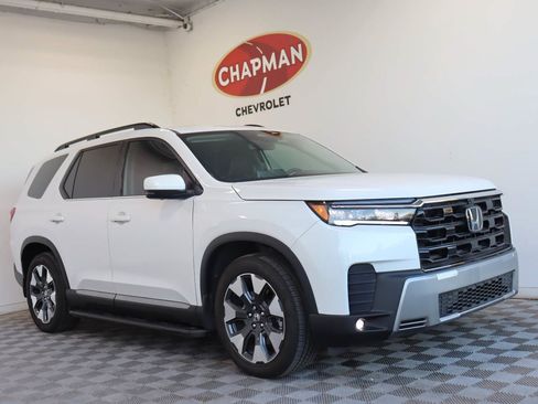 Used 2026 Honda Pilot Elite image 1