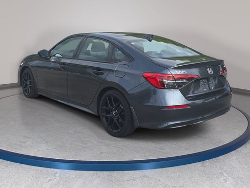 Used 2023 Honda Civic Sport image 7