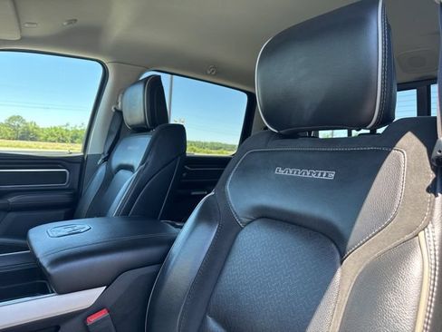 Used 2022 RAM 1500 Laramie AWD/4WD image 29