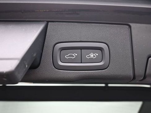 Used 2023 Volvo XC60 B5 Plus w/ Protection Package Premier FWD image 32