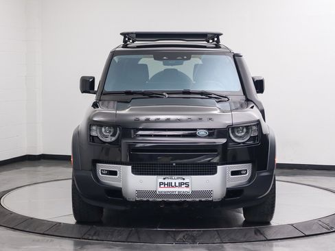 Used 2020 Land Rover Defender 110 First Edition AWD/4WD image 8