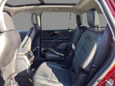 New 2026 Lincoln Nautilus Reserve w/ Jet Appearance Package image 5