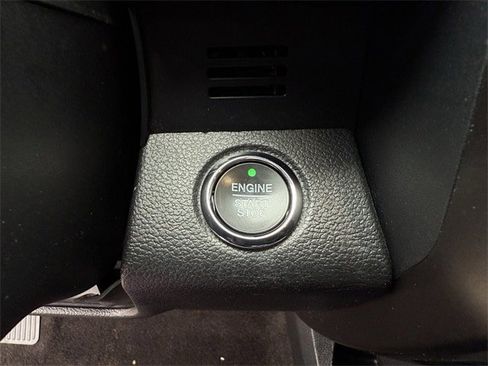 Used 2021 Ford Expedition Limited image 23