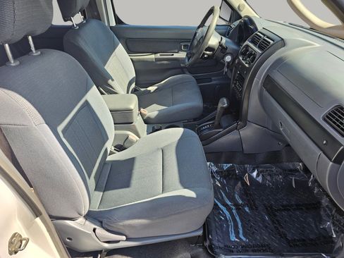 Used 2004 Nissan Frontier S/C image 22