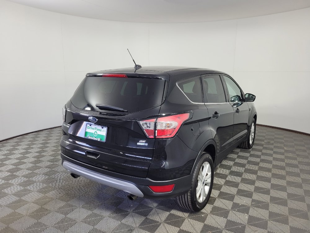 Used 2017 Ford Escape SE AWD/4WD image 9
