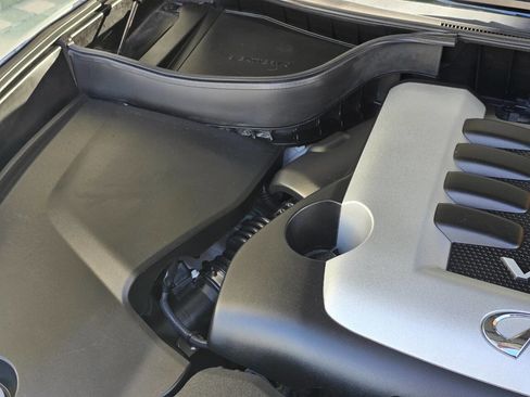 Used 2011 INFINITI FX50 AWD w/ Sport Pkg image 51