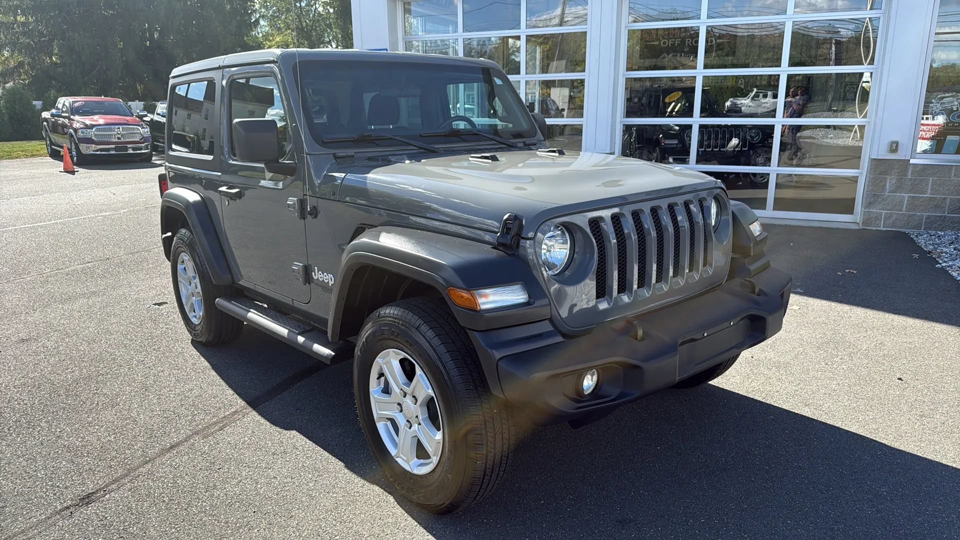 Used 2020 Jeep Wrangler Sport AWD/4WD image 11