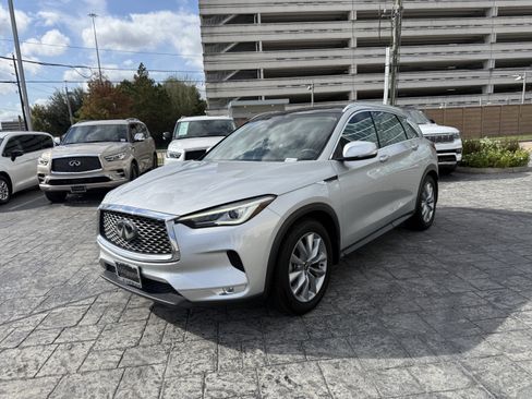 Used 2020 INFINITI QX50 Luxe image 3