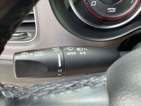 Used 2023 Dodge Charger SXT RWD image 19