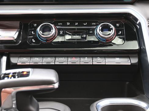 Used 2022 GMC Sierra 1500 Denali Ultimate image 38