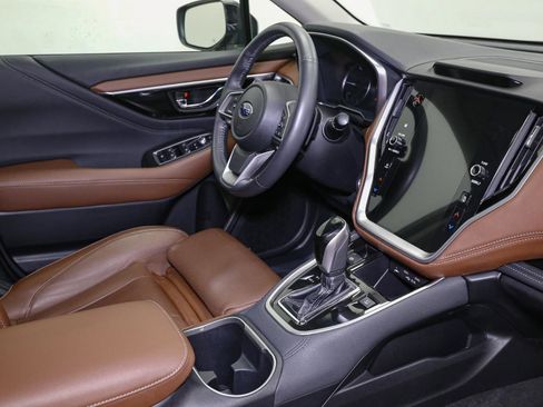 Used 2021 Subaru Outback Touring image 19