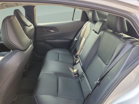 Used 2025 Toyota Prius XLE FWD image 24