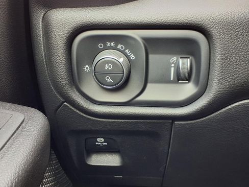 Used 2023 RAM 1500 Lone Star image 23