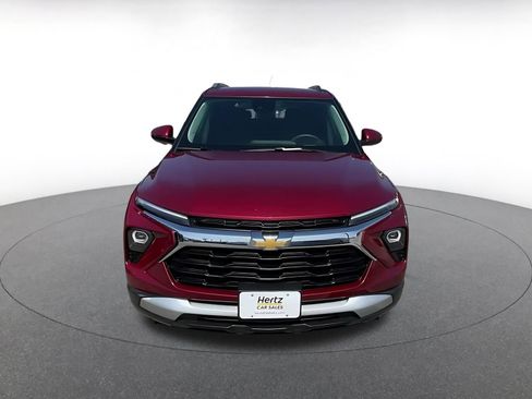 Used 2025 Chevrolet TrailBlazer LT image 4
