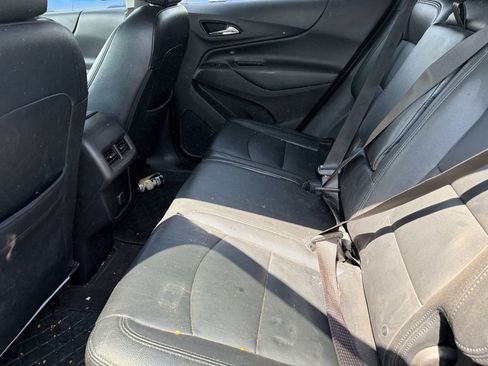 Used 2018 Chevrolet Equinox LT FWD image 12