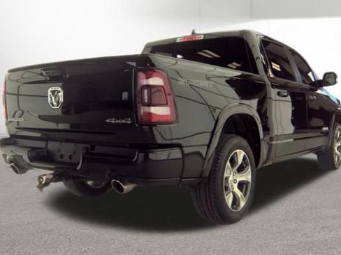 Used 2022 RAM 1500 Laramie AWD/4WD image 3
