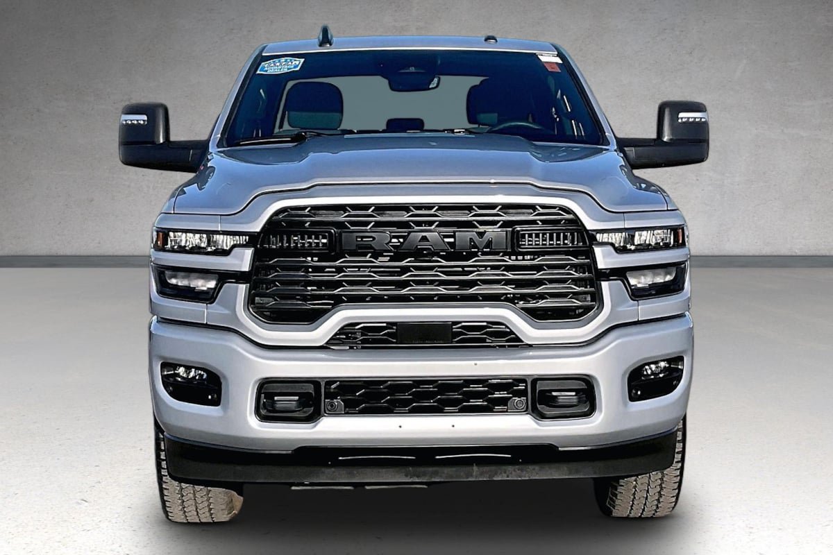 Used 2026 RAM 2500 Big Horn AWD/4WD image 3