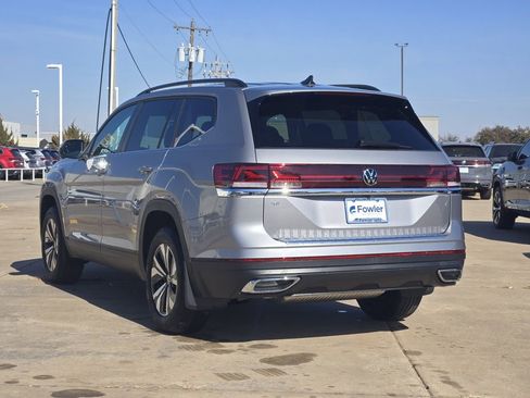 New 2026 Volkswagen Atlas SE image 3