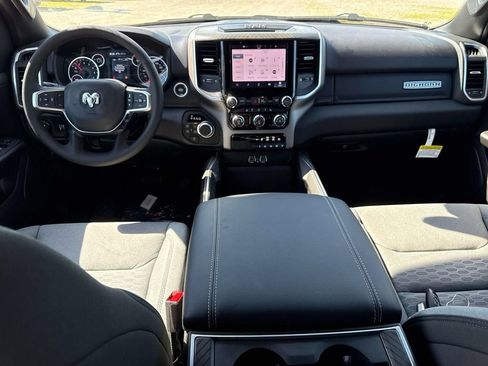 New 2026 RAM 1500 Big Horn AWD/4WD image 3