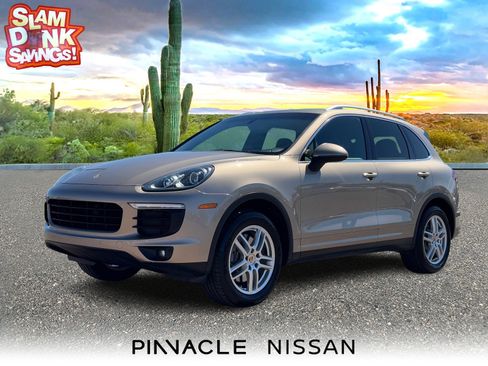 Used 2016 Porsche Cayenne image 1
