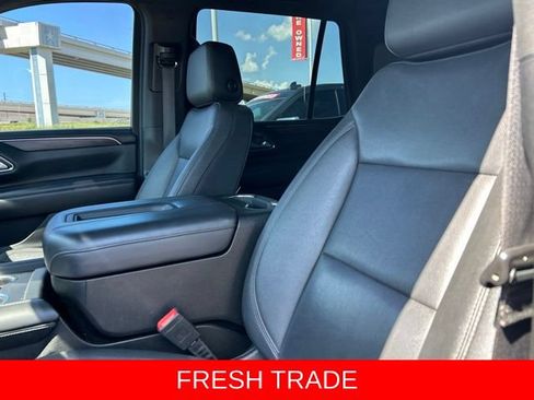 Used 2022 Chevrolet Tahoe Z71 w/ Z71 Off-Road Package AWD/4WD image 36