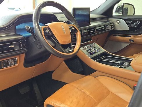 Used 2021 Lincoln Aviator Black Label w/ Dynamic Handling Package image 25