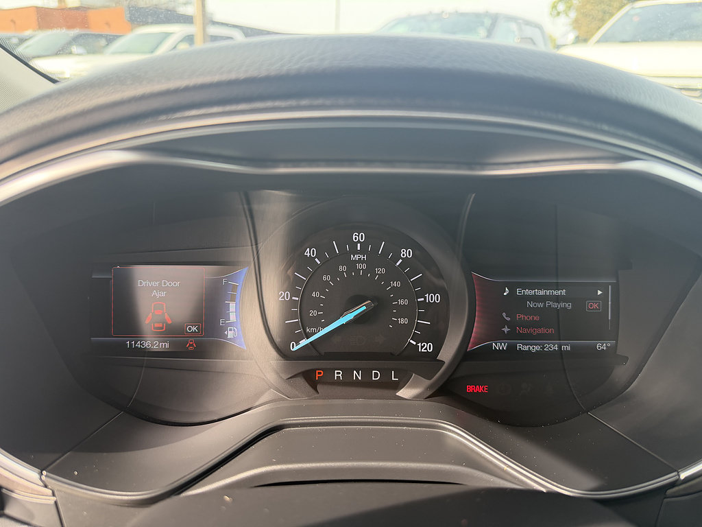 Used 2019 Ford Fusion SE FWD image 15