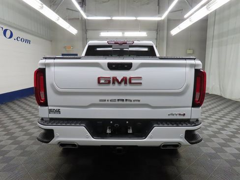 Used 2023 GMC Sierra 1500 AT4 w/ Technology Package image 37