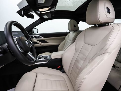 Used 2024 BMW 440i xDrive Coupe w/ Premium Package image 11