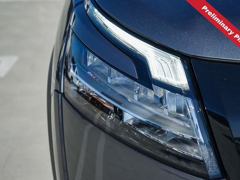 Used 2022 Nissan Pathfinder SV w/ SV Black Package FWD image 4