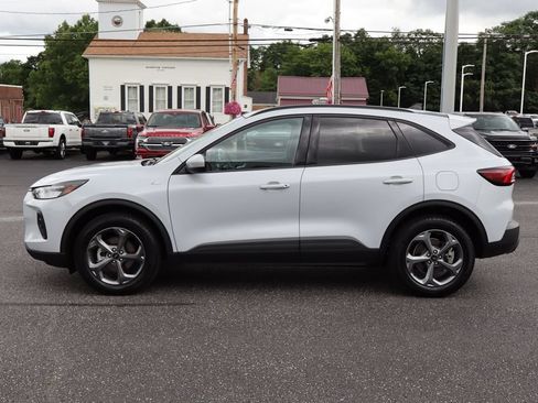 Used 2025 Ford Escape ST-Line Select AWD/4WD image 16