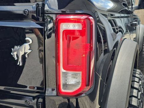 Used 2022 Ford Bronco 2-Door AWD/4WD image 8
