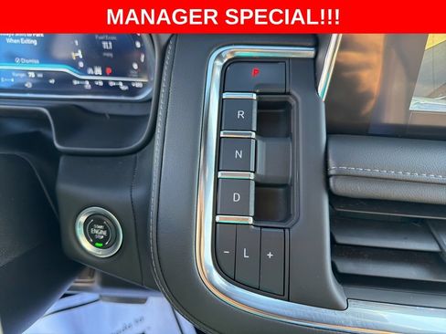 Used 2023 Chevrolet Tahoe Z71 AWD/4WD image 32