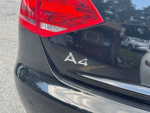 Used 2010 Audi A4 2.0T Premium image 28