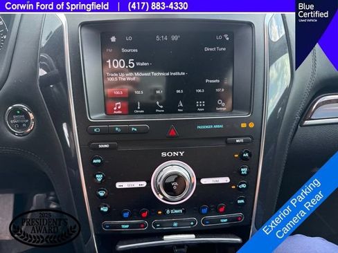 Used 2019 Ford Explorer Platinum AWD/4WD image 17