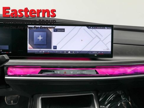 Used 2023 BMW 760i xDrive w/ Executive Package AWD/4WD image 12