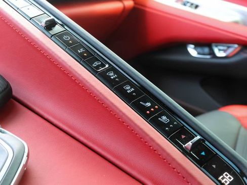 Used 2024 Chevrolet Corvette Stingray Premium Cpe w/ Z51 Performance Package RWD image 22
