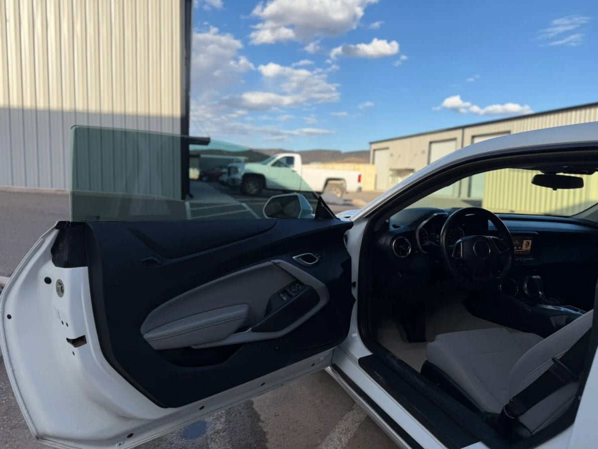 Used 2023 Chevrolet Camaro LT RWD image 12
