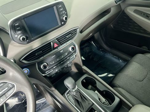 Used 2020 Hyundai Santa Fe SEL image 22