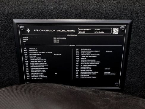 Used 2022 Ferrari SF90 Spider image 44