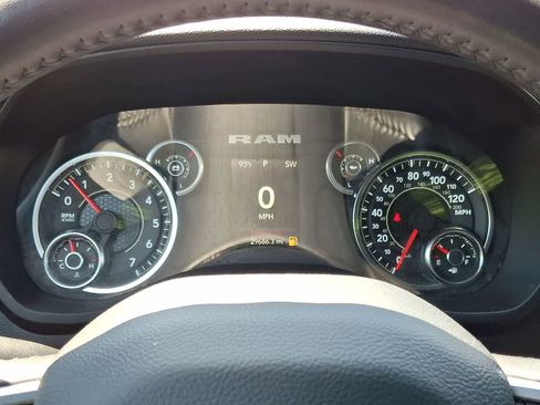 Used 2024 RAM 2500 Big Horn w/ Bed Utility Group image 17