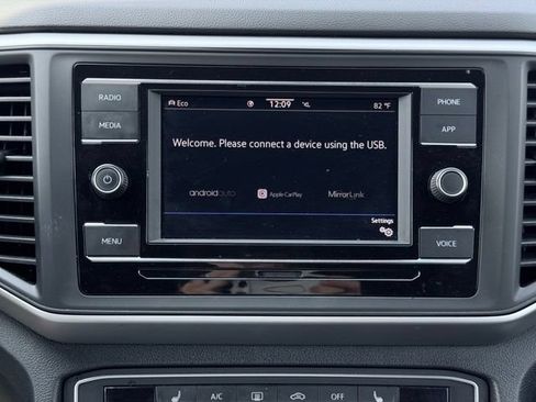Used 2023 Volkswagen Atlas Cross Sport SE AWD/4WD image 37