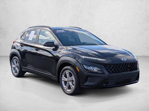 Used 2022 Hyundai Kona SEL w/ Cargo Package FWD image 3