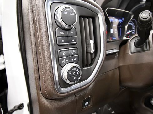Used 2020 GMC Sierra 2500 Denali w/ Denali Ultimate Package AWD/4WD image 20