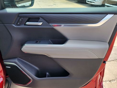 New 2026 GMC Acadia Elevation image 38