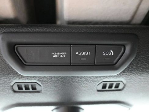 Used 2022 Jeep Gladiator Rubicon w/ LED Lighting Group AWD/4WD image 17