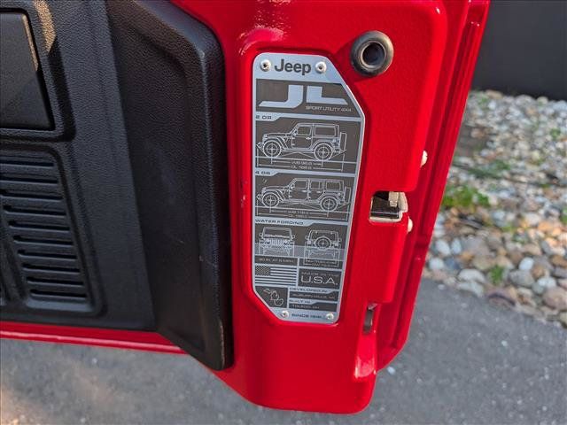 Used 2019 Jeep Wrangler Unlimited Sport S AWD/4WD image 21