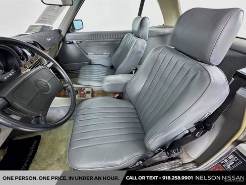 Used 1988 Mercedes-Benz 560 SL image 18