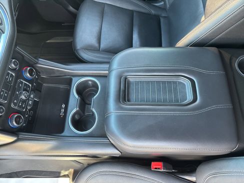 Used 2022 Chevrolet Tahoe LT RWD image 21